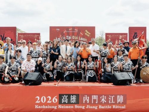 「台灣百味(ways)」魅力全開 ×觀光署邀請越南旅客體驗高雄內門辦桌餐，越南臺灣觀光代言人 Isaac 與400位越南旅客同樂